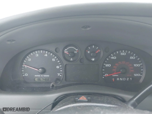 2011 Ford Ranger XLT with VIN 1FTLR4FE9BPA30797, listed as a IAAI auction lot 41288191 with 86,748 mi miles. Bid and sale history available at carsss.com. Image 7.