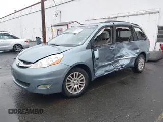 2007 Toyota Sienna XLE z VIN 5TDBK22C97S003525, wystawiony jako IAAI lot #40907947 z przebiegiem Nie podano mil oraz . Historia ofert i sprzedaży dostępna na DreamBid. Obrazek 17.
