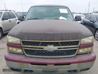 2006 Chevrolet Silverado 1500 LS with VIN 1GCEC19V76Z162746, listed as a IAAI auction lot 41921394 with 188,937 mi miles. Bid and sale history available at carsss.com. Image 6.