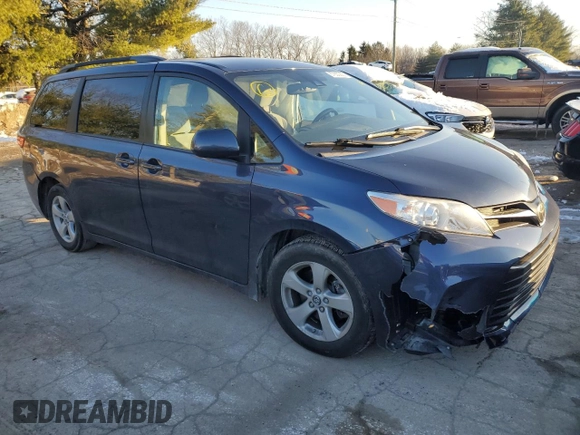 2020 Toyota Sienna LE Auto Access Seat with VIN 5TDKZ3DC7LS023636, listed as a Copart auction lot 87830205 with 70,282 mi miles and Salvage Title. Bid and sale history available at carsss.com. Image 4.