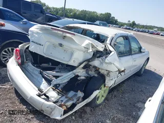 2000 Nissan Maxima GXE z VIN JN1CA31D3YT535608, wystawiony jako IAAI lot #40024772 z przebiegiem 282 778 mil mil oraz . Historia ofert i sprzedaży dostępna na DreamBid. Obrazek 4.