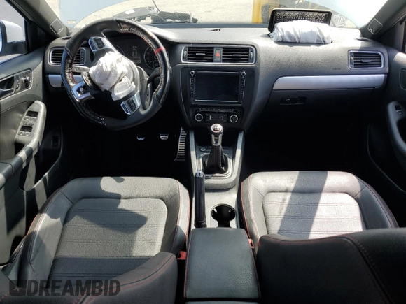 2012 Volkswagen Jetta Autobahn with VIN 3VW5A7AJ8CM087728, listed as a Copart auction lot 60908715 with 131,693 mi miles and Salvage title. Bid and sale history available at DreamBid. Image 8.