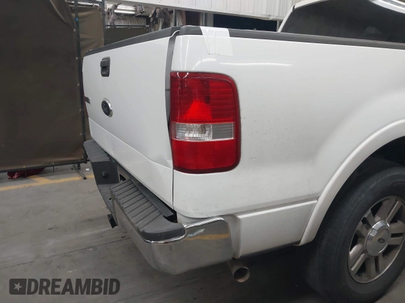 2008 Ford F-150 XLT with VIN 1FTPW12588FA91930, listed as a IAAI auction lot 42148941 with 190,576 mi miles and . Bid and sale history available at DreamBid. Image 6.