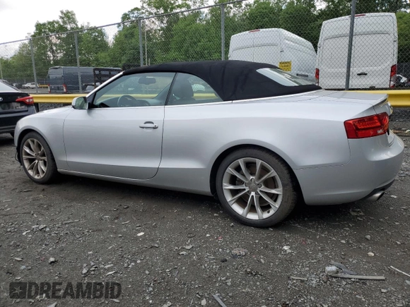 2013 Audi A5 Premium Plus z VIN WAULFAFH5DN006431, wystawiony jako Copart lot #55587605 z przebiegiem 105 472 mil mil oraz Szkoda całkowita • Salvage title. Historia ofert i sprzedaży dostępna na DreamBid. Obrazek 2.