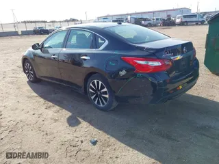 2018 Nissan Altima 2.5 S with VIN 1N4AL3AP3JC149226, listed as a IAAI auction lot 41859948 with 116,854 mi miles. Bid and sale history available at carsss.com. Image 3.
