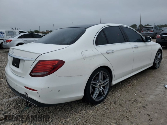 2019 Mercedes-Benz E-Class E 300 with VIN WDDZF4JB1KA613597, listed as a Copart auction lot 41801775 with 130,480 mi miles and Clean Title. Bid and sale history available at carsss.com. Image 3.