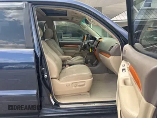 2005 Lexus GX 470 z VIN JTJBT20X550072373, wystawiony jako IAAI lot #42495387 z przebiegiem 221 554 mil mil oraz . Historia ofert i sprzedaży dostępna na DreamBid. Obrazek 5.
