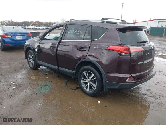 2016 Toyota RAV4 XLE with VIN 2T3RFREV1GW472485, listed as a IAAI auction lot 41917836 with 90,405 mi miles. Bid and sale history available at carsss.com. Image 3.