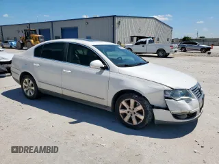 2007 Volkswagen Passat 2.0T with VIN WVWEK73CX7P110960, listed as a Copart auction lot 56097745 with 204,694 mi miles and Salvage title. Bid and sale history available at DreamBid. Image 4.