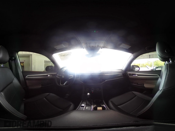 2021 Volkswagen Atlas SEL с VIN 1V2EE2CA9MC216892, выставлен на аукционе IAAI как лот 39943648 с пробегом 54 920 миль миль и . История ставок и продаж доступна на DreamBid. Изображение 24.