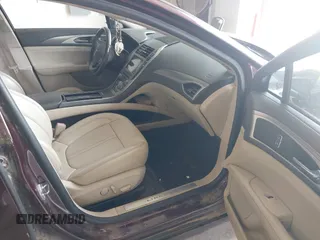 2018 Lincoln MKZ Premiere z VIN 3LN6L5A94JR623078, wystawiony jako IAAI lot #42043246 z przebiegiem 98 967 mil mil oraz . Historia ofert i sprzedaży dostępna na DreamBid. Obrazek 5.