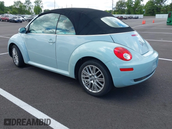 2006 Volkswagen Beetle with VIN 3VWSF31Y76M327821, listed as a IAAI auction lot 42522979 with 184,400 mi miles and . Bid and sale history available at DreamBid. Image 3.