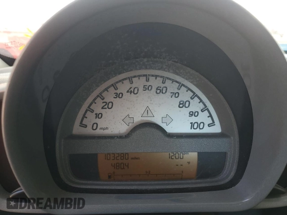 2008 Smart fortwo Pure z VIN WMEEJ31X48K150064, wystawiony jako Copart lot #42133475 z przebiegiem 103 280 mil mil oraz Szkody całkowita. Historia ofert i sprzedaży dostępna na DreamBid. Obrazek 9.