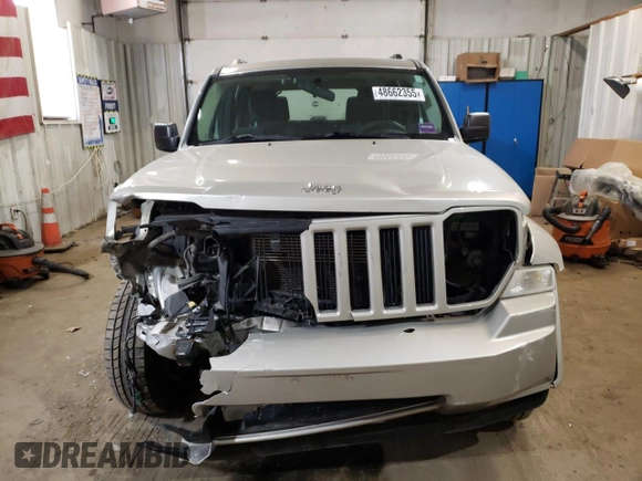 2009 Jeep Liberty Sport with VIN 1J8GN28K99W532027, listed as a Copart auction lot 48662355 with 120,946 mi miles and Salvage Title. Bid and sale history available at DreamBid. Image 5.