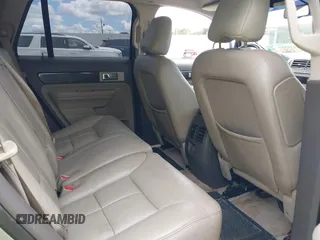 2007 Lincoln MKX with VIN 2LMDU68C97BJ33842, listed as a IAAI auction lot 42216910 with 137,164 mi miles and . Bid and sale history available at DreamBid. Image 8.