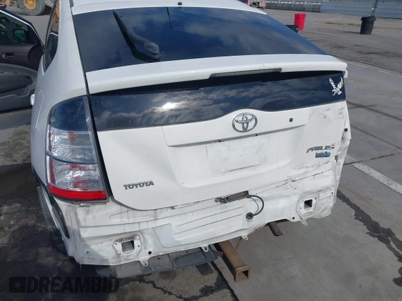2005 Toyota Prius with VIN JTDKB20U553119699, listed as a IAAI auction lot 42087112 with 212,465 mi miles. Bid and sale history available at carsss.com. Image 6.