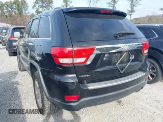 2013 Jeep Grand Cherokee Limited with VIN 1C4RJEBGXDC520609, listed as a IAAI auction lot 41493503 with 173,020 mi miles. Bid and sale history available at carsss.com. Image 3.