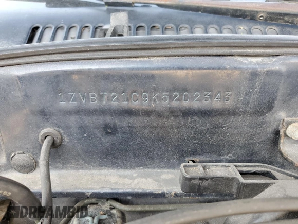 1989 Ford Probe z VIN 1ZVBT21C9K5202343, wystawiony jako Copart lot #55885985 z przebiegiem 150 457 mil mil oraz Czysty tytuł • Clean title. Historia ofert i sprzedaży dostępna na DreamBid. Obrazek 12.