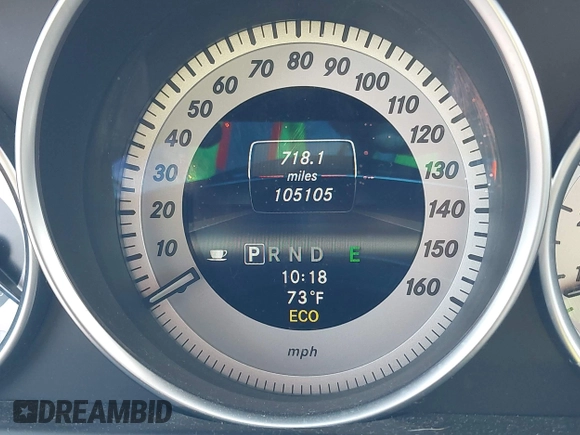 2013 Mercedes-Benz C 300 Sport z VIN WDDGF8AB1DR292986, wystawiony jako IAAI lot #42430247 z przebiegiem 105 105 mil mil oraz . Historia ofert i sprzedaży dostępna na DreamBid. Obrazek 15.