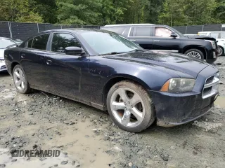 2012 Dodge Charger SXT with VIN 2C3CDXHG0CH164929, listed as a Copart auction lot 72173684 with 177,116 mi miles and Clean Title. Bid and sale history available at carsss.com. Image 4.