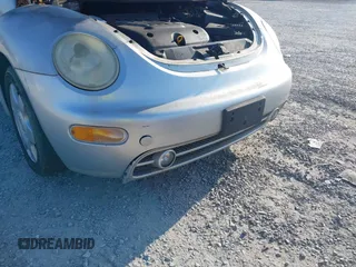 1998 Volkswagen Beetle с VIN 3VWBB61C3WM017876, выставлен на аукционе IAAI как лот 42418170 с пробегом Не указан миль и . История ставок и продаж доступна на DreamBid. Изображение 12.