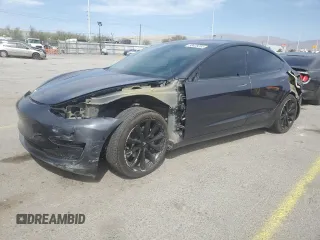 2018 Tesla Model 3 Long Range Battery with VIN 5YJ3E1EA4JF110168, listed as a Copart auction lot 50425285 with 109,295 mi miles and Salvage Title. Bid and sale history available at DreamBid. Image 1.