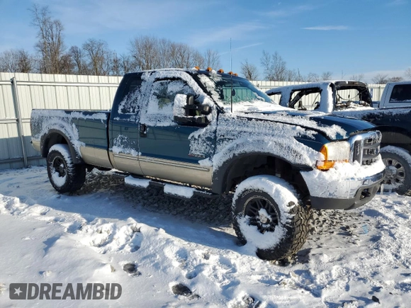 2000 Ford F-350 XL with VIN 1FTSX31F9YEB88587, listed as a Copart auction lot 45626735 with 123,973 mi miles and Salvage Title. Bid and sale history available at DreamBid. Image 4.
