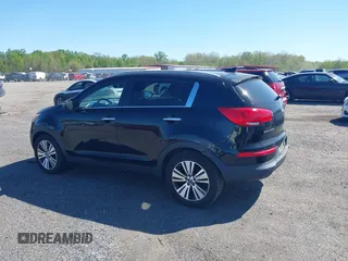 2015 Kia Sportage EX z VIN KNDPC3ACXF7712113, wystawiony jako IAAI lot #42127859 z przebiegiem 50 734 mil mil oraz . Historia ofert i sprzedaży dostępna na DreamBid. Obrazek 14.