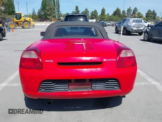 2000 Toyota MR2 z VIN JTDFR3207Y0021485, wystawiony jako IAAI lot #42281031 z przebiegiem 133 064 mil mil oraz . Historia ofert i sprzedaży dostępna na DreamBid. Obrazek 16.