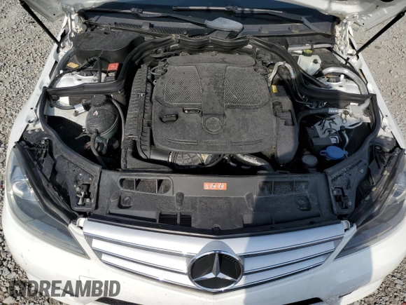 2013 Mercedes-Benz C 300 Sport z VIN WDDGF8AB8DR264537, wystawiony jako Copart lot #53031875 z przebiegiem 92 735 mil mil oraz Szkoda całkowita • Salvage title. Historia ofert i sprzedaży dostępna na DreamBid. Obrazek 11.