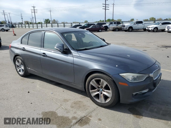 2012 BMW 3 Series 328i с VIN WBA3A5C5XCFJ88765, выставлен на аукционе Copart как лот 53954325 с пробегом 121 610 миль миль и Списание • Salvage title. История ставок и продаж доступна на DreamBid. Изображение 4.