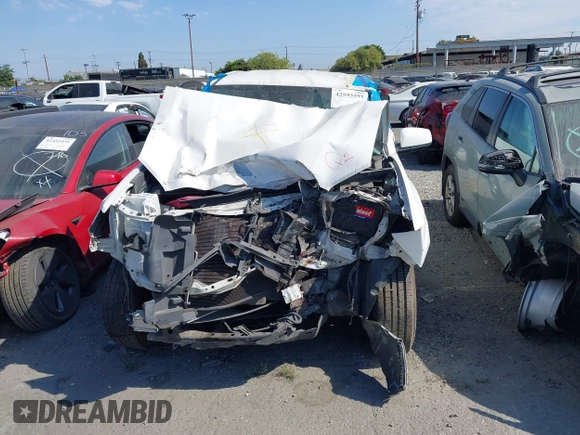 2019 Toyota Tacoma SR with VIN 5TFRX5GN9KX140351, listed as a IAAI auction lot 42593591 with 202,707 mi miles and . Bid and sale history available at DreamBid. Image 13.
