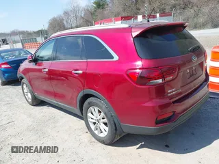 2020 Kia Sorento LX with VIN 5XYPGDA36LG671455, listed as a IAAI auction lot 41771281 with 97,009 mi miles. Bid and sale history available at carsss.com. Image 3.