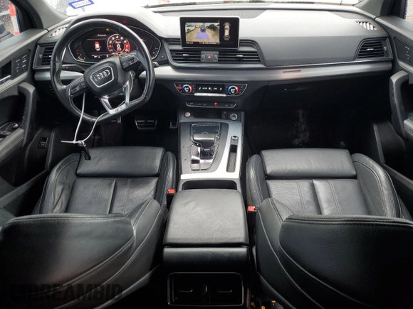 2018 Audi SQ5 Premium Plus z VIN WA1A4AFY8J2123606, wystawiony jako Copart lot #55566815 z przebiegiem 105 113 mil mil oraz Szkoda całkowita • Salvage title. Historia ofert i sprzedaży dostępna na DreamBid. Obrazek 8.