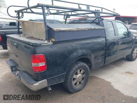 2006 Ford F-150 STX with VIN 1FTRX12W46KC45214, listed as a IAAI auction lot 41950810 with 197,312 mi miles. Bid and sale history available at carsss.com. Image 4.