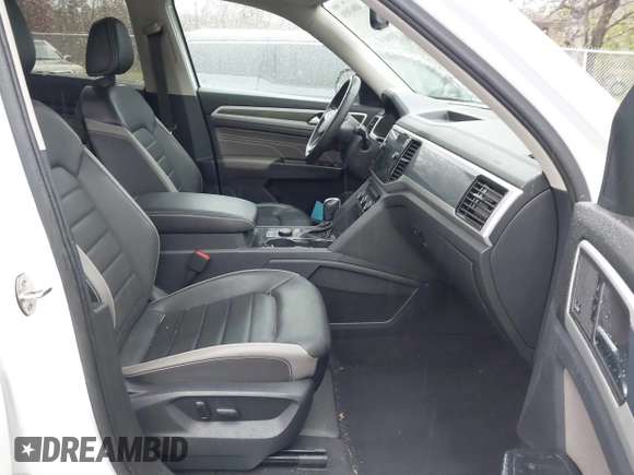 2021 Volkswagen Atlas SEL Premium R-Line с VIN 1V2FR2CA3MC556872, выставлен на аукционе IAAI как лот 40863850 с пробегом 53 126 миль миль и . История ставок и продаж доступна на DreamBid. Изображение 5.