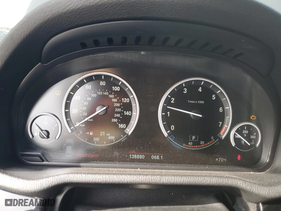 2017 BMW X4 xDrive28i with VIN 5UXXW3C31H0T79864, listed as a Copart auction lot 84761384 with 138,880 mi miles and Salvage Title. Bid and sale history available at carsss.com. Image 9.