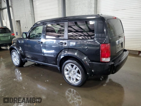 2008 Dodge Nitro SLT z VIN 1D8GU58KX8W206104, wystawiony jako Copart lot #71740974 z przebiegiem 236 981 mil mil oraz Szkoda całkowita • Salvage title. Historia ofert i sprzedaży dostępna na DreamBid. Obrazek 2.