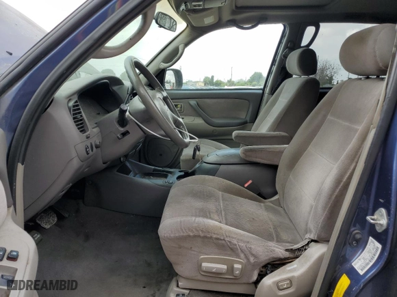 2001 Toyota Sequoia SR5 with VIN 5TDZT34A01S036742, listed as a Copart auction lot 54757775 with 211,363 mi miles and Clean Title. Bid and sale history available at carsss.com. Image 7.