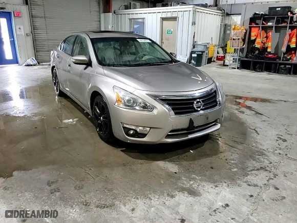 2013 Nissan Altima 3.5 SV with VIN 1N4BL3AP4DC155707, listed as a Copart auction lot 44794015 with 136,409 mi miles and Clean Title. Bid and sale history available at carsss.com. Image 13.