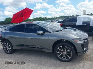 2019 Jaguar I-PACE HSE with VIN SADHD2S19K1F74478, listed as a IAAI auction lot 40395586 with 40,220 mi miles. Bid and sale history available at carsss.com. Image 14.