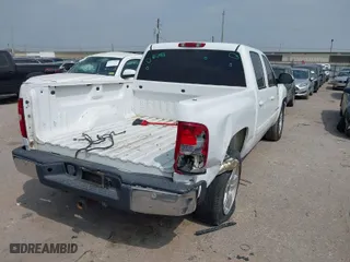 2008 Chevrolet Silverado 1500 LTZ with VIN 3GCEC13J88G286789, listed as a IAAI auction lot 41777520 with 315,993 mi miles. Bid and sale history available at carsss.com. Image 4.
