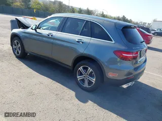 2019 Mercedes-Benz GLC with VIN WDC0G5EB5KF606374, listed as a IAAI auction lot 41987972 with 59,368 mi miles. Bid and sale history available at carsss.com. Image 3.