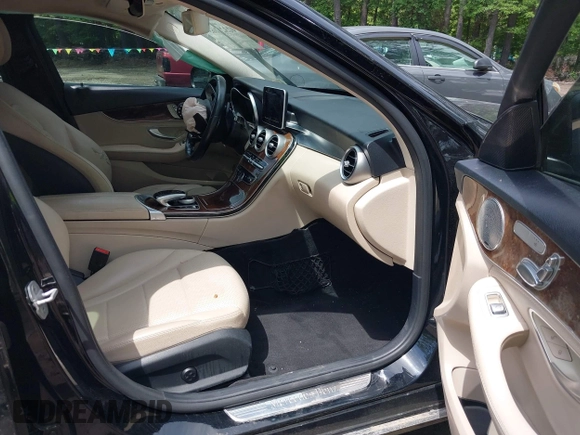 2015 Mercedes-Benz C 300 Luxury with VIN 55SWF4KB5FU002897, listed as a IAAI auction lot 42321165 with 93,960 mi miles and . Bid and sale history available at DreamBid. Image 5.