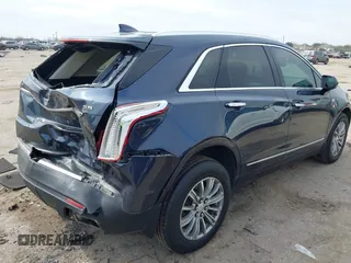2018 Cadillac XT5 Luxury FWD with VIN 1GYKNCRS3JZ142575, listed as a IAAI auction lot 41546325 with 220,513 mi miles. Bid and sale history available at carsss.com. Image 4.