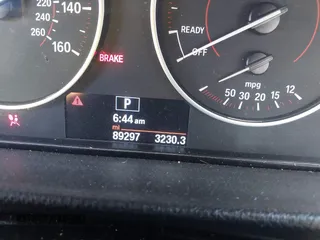 2018 BMW 3 Series 330i xDrive с VIN WBA8D9C53JA616383, выставлен на аукционе IAAI как лот 42319253 с пробегом 89 297 миль миль и . История ставок и продаж доступна на DreamBid. Изображение 7.