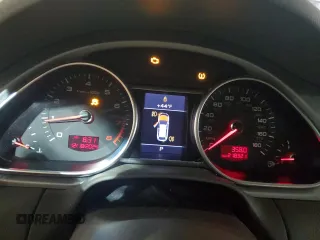 2010 Audi Q7 Premium Plus с VIN WA1LYAFE5AD007013, выставлен на аукционе Copart как лот 82365914 с пробегом 218 321 миль миль и Чистый • Clean title. История ставок и продаж доступна на DreamBid. Изображение 9.