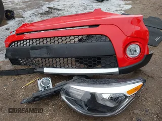 2018 Kia Soul + with VIN KNDJP3A53J7539782, listed as a IAAI auction lot 41743823 with 68,640 mi miles. Bid and sale history available at carsss.com. Image 12.