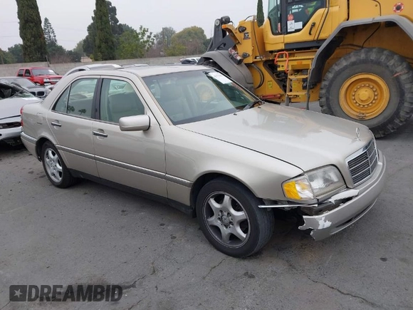 1995 Mercedes-Benz C with VIN WDBHA28E2SF191740, listed as a IAAI auction lot 41172625 with 331,540 mi miles. Bid and sale history available at carsss.com. Image 1.