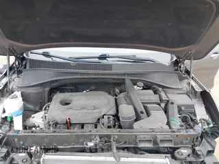 2019 Kia Sorento LX with VIN 5XYPGDA30KG559460, listed as a IAAI auction lot 42006148 with 102,193 mi miles. Bid and sale history available at carsss.com. Image 10.